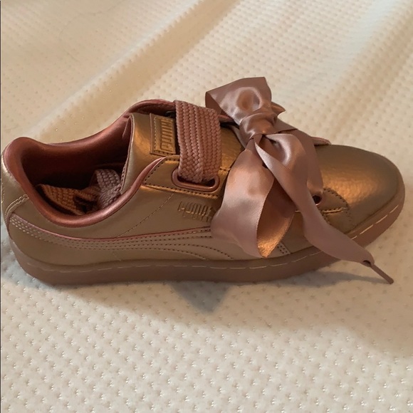 Puma Basket Heart Trainers - Picture 6 of 7